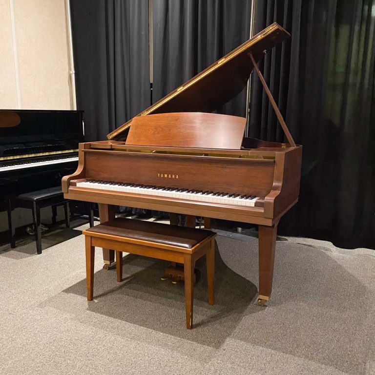 1988 Yamaha GH1 Traditional Grand #4634232