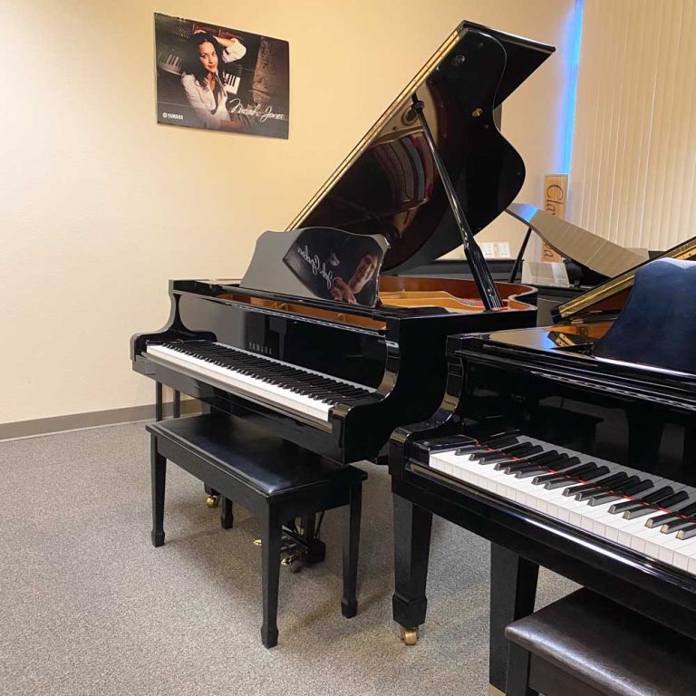 2005 Yamaha C1 Traditional Grand #6132459