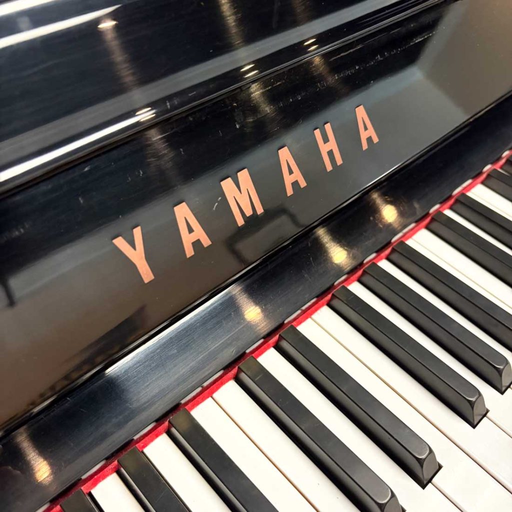 1973 Yamaha U3 Traditional Upright #1625698