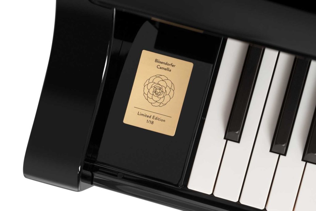 Bösendorfer Camellia 214VC Grand