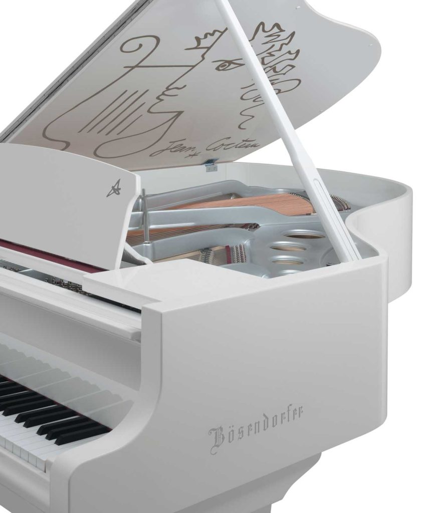 Bösendorfer Cocteau 214VC Grand