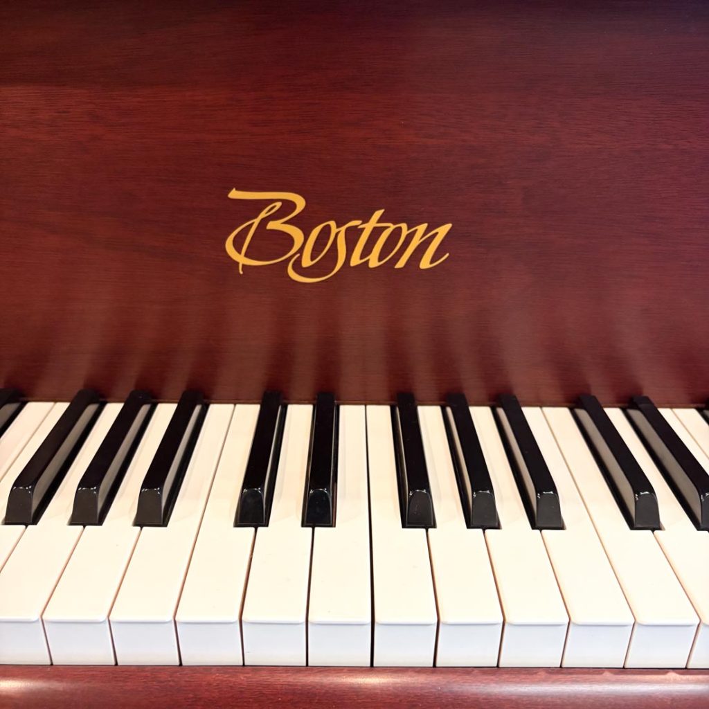 2000 Boston GP-163 Traditional Grand #B138344