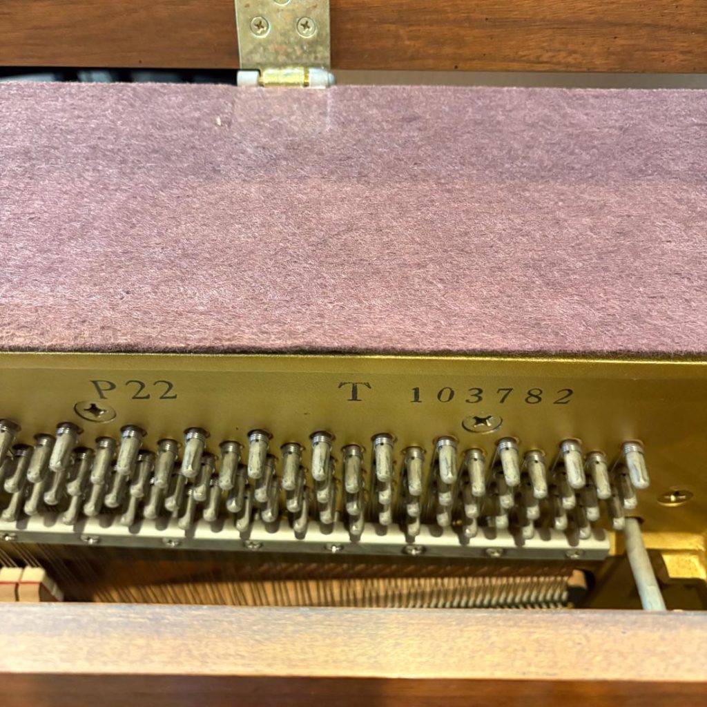 1987 Yamaha P22 Traditional Upright #103782