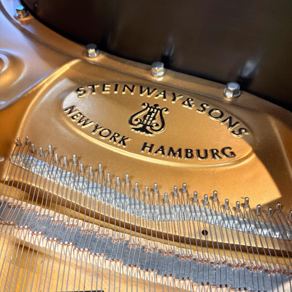 2005 Steinway & Sons B Traditional Grand #577339