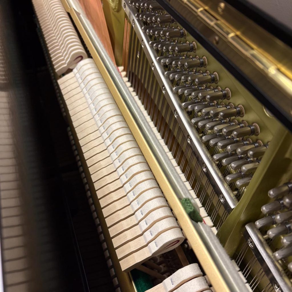 2015 Yamaha U1 Traditional Upright #6420664