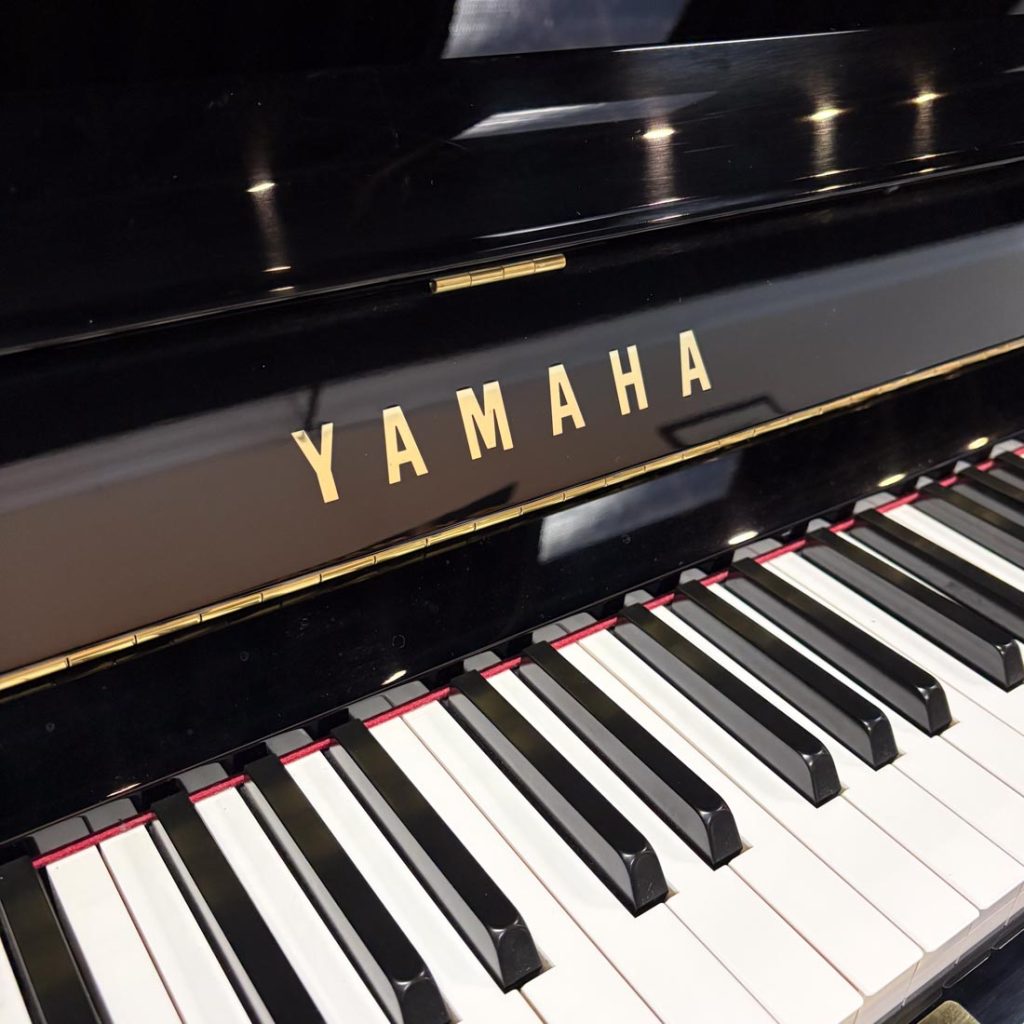 2015 Yamaha U1 Traditional Upright #6420664