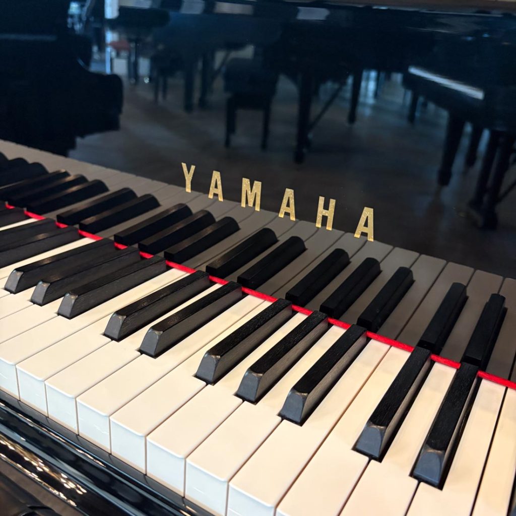 2008 Yamaha C5 Traditional Grand #6243713