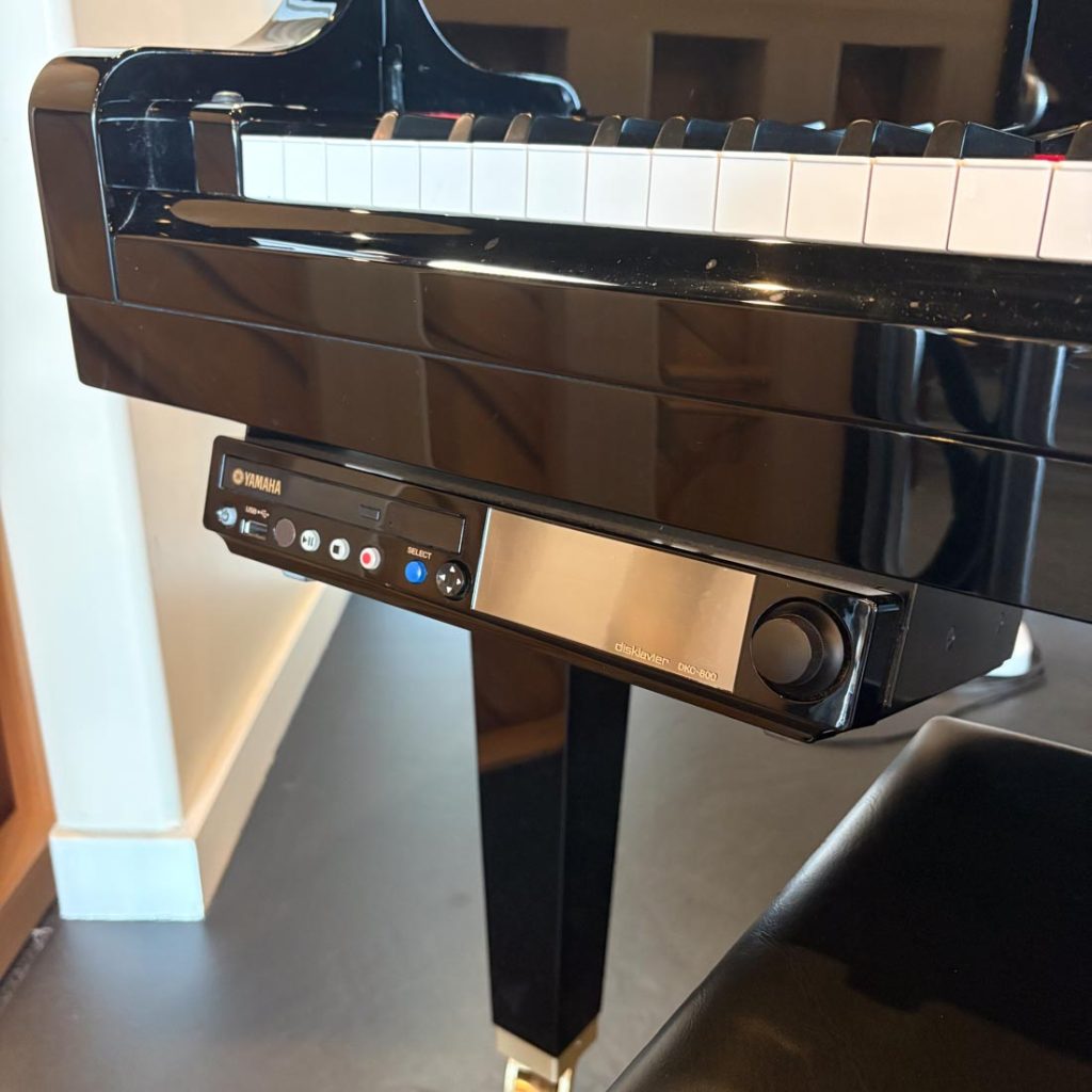 2014 Yamaha DGB1KE3CL Disklavier Grand #J3154977