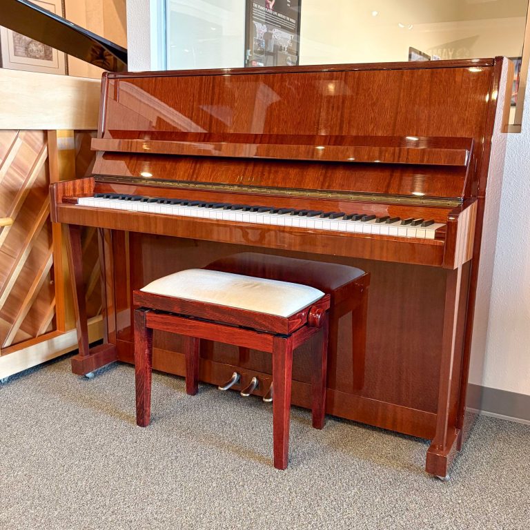 1990 Petrof P115V Traditional Upright #529069