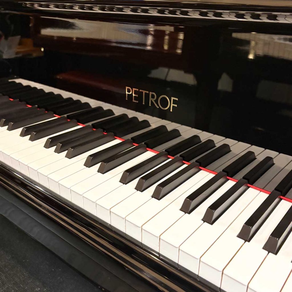 2002 Petrof IV Traditional Grand #588172