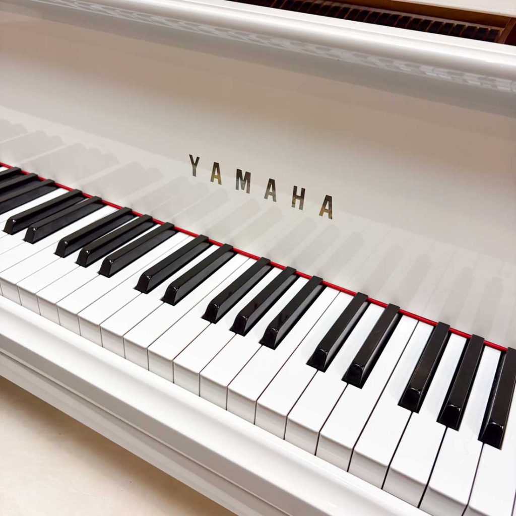 1997 Yamaha GH1 Traditional Grand #5510825