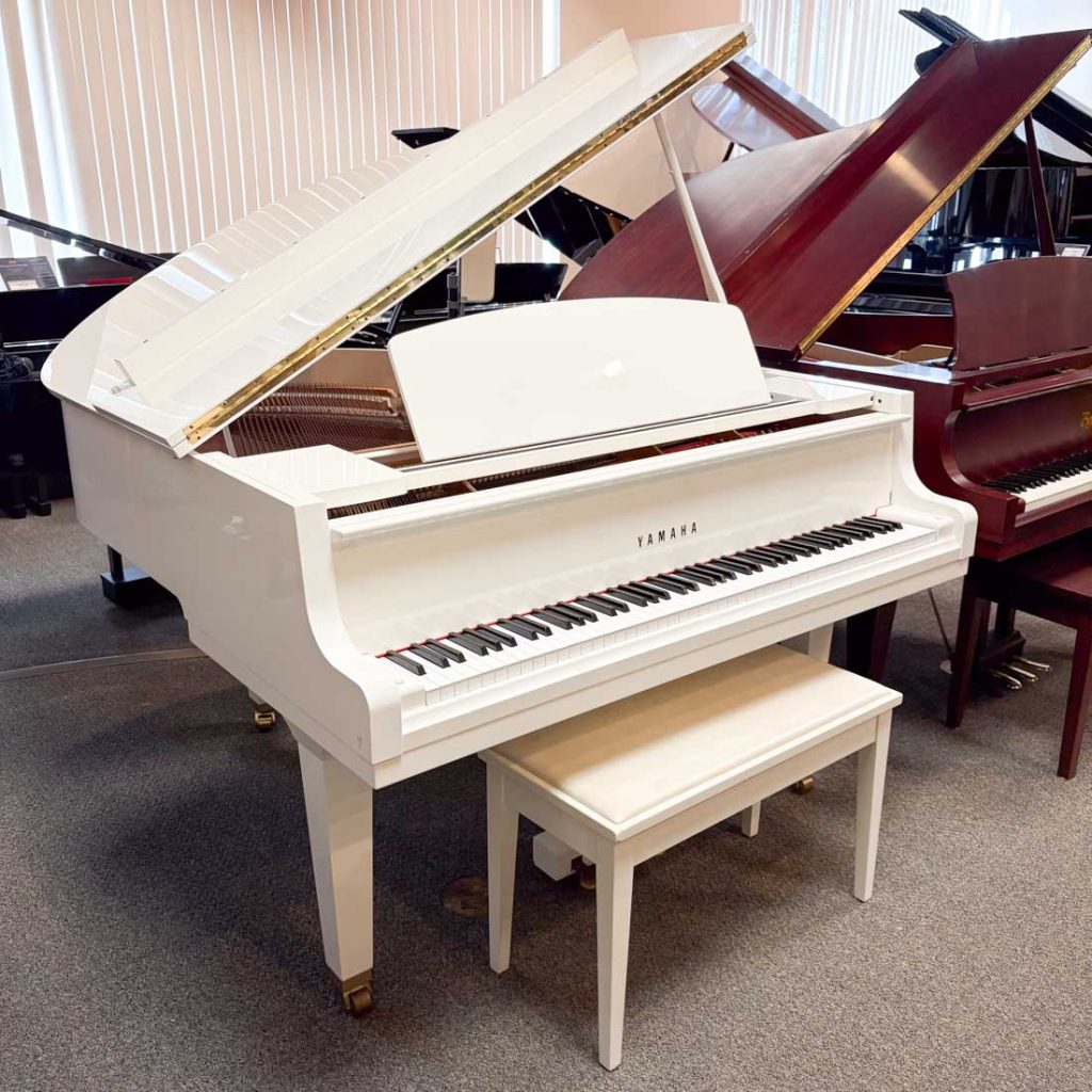 1997 Yamaha GH1 Traditional Grand #5510825